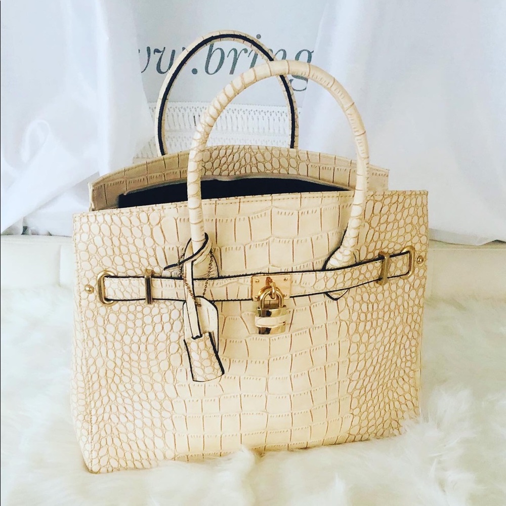 Handbag - Picture 3 of 5